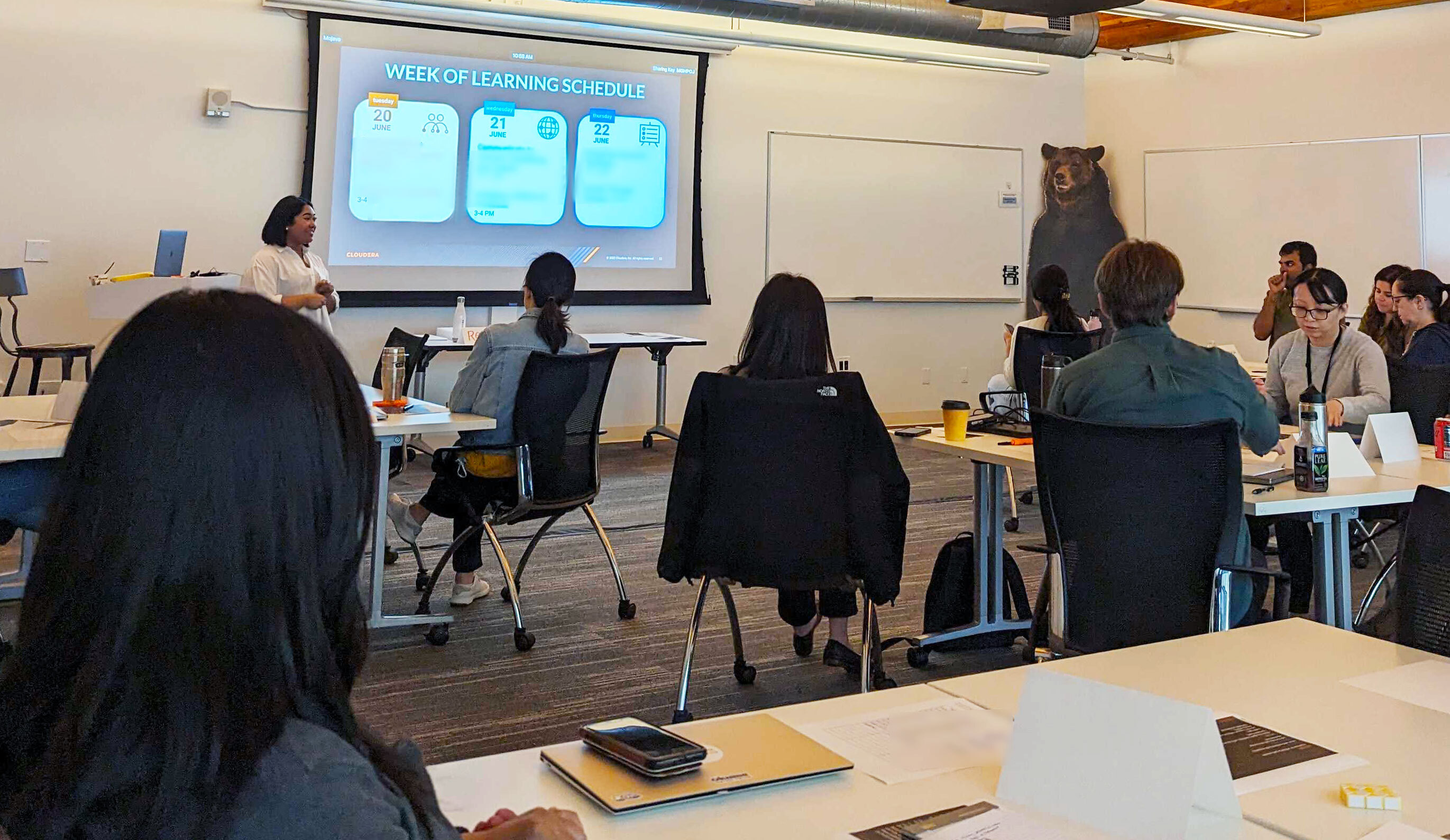 I dipendenti Cloudera in una sessione di formazione